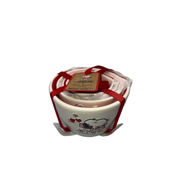 Rae Dunn Peanuts Valentine's Day Measuring Cups Set of 4 - Picture 1 of 7